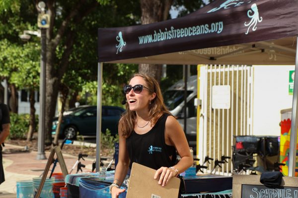 Debris Free Oceans' Miami Community ResilientSea Project intern Natalie Gonzalez engaging the community